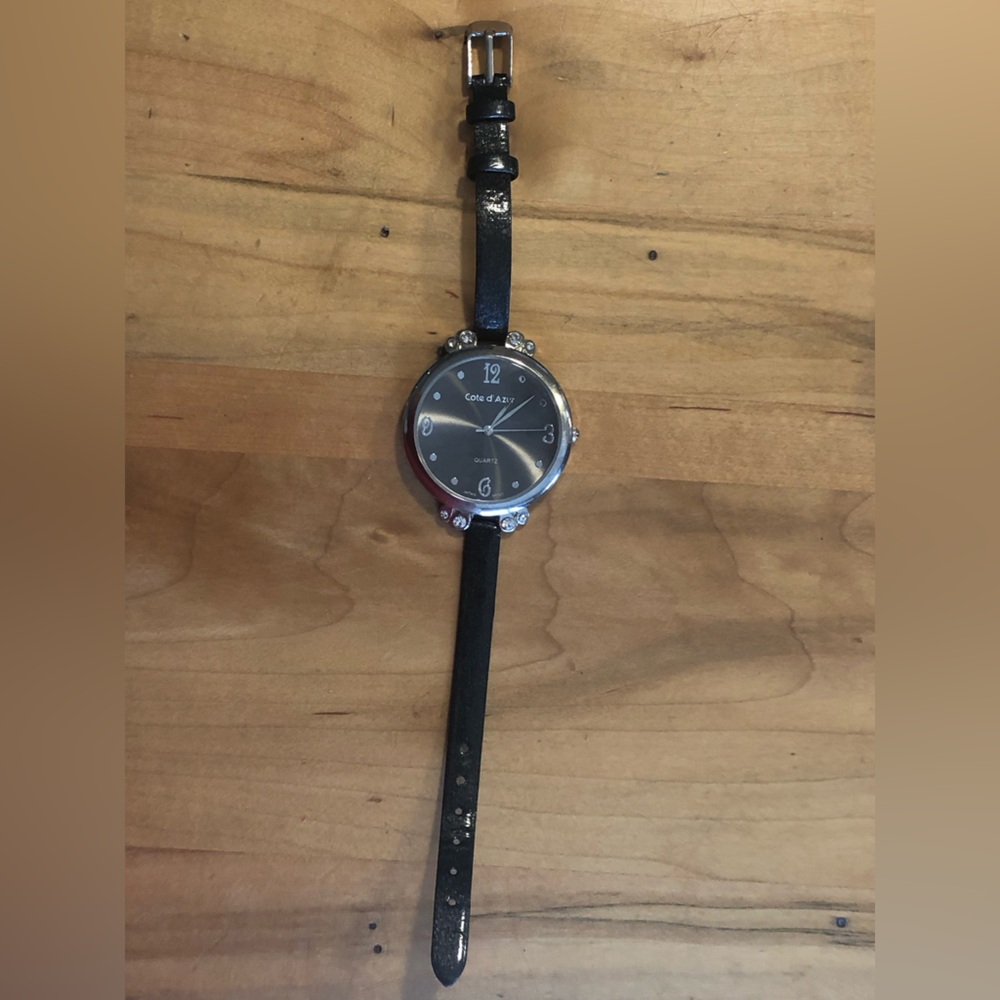3/$20 Côte d’Azur Watch - Picture 2 of 4